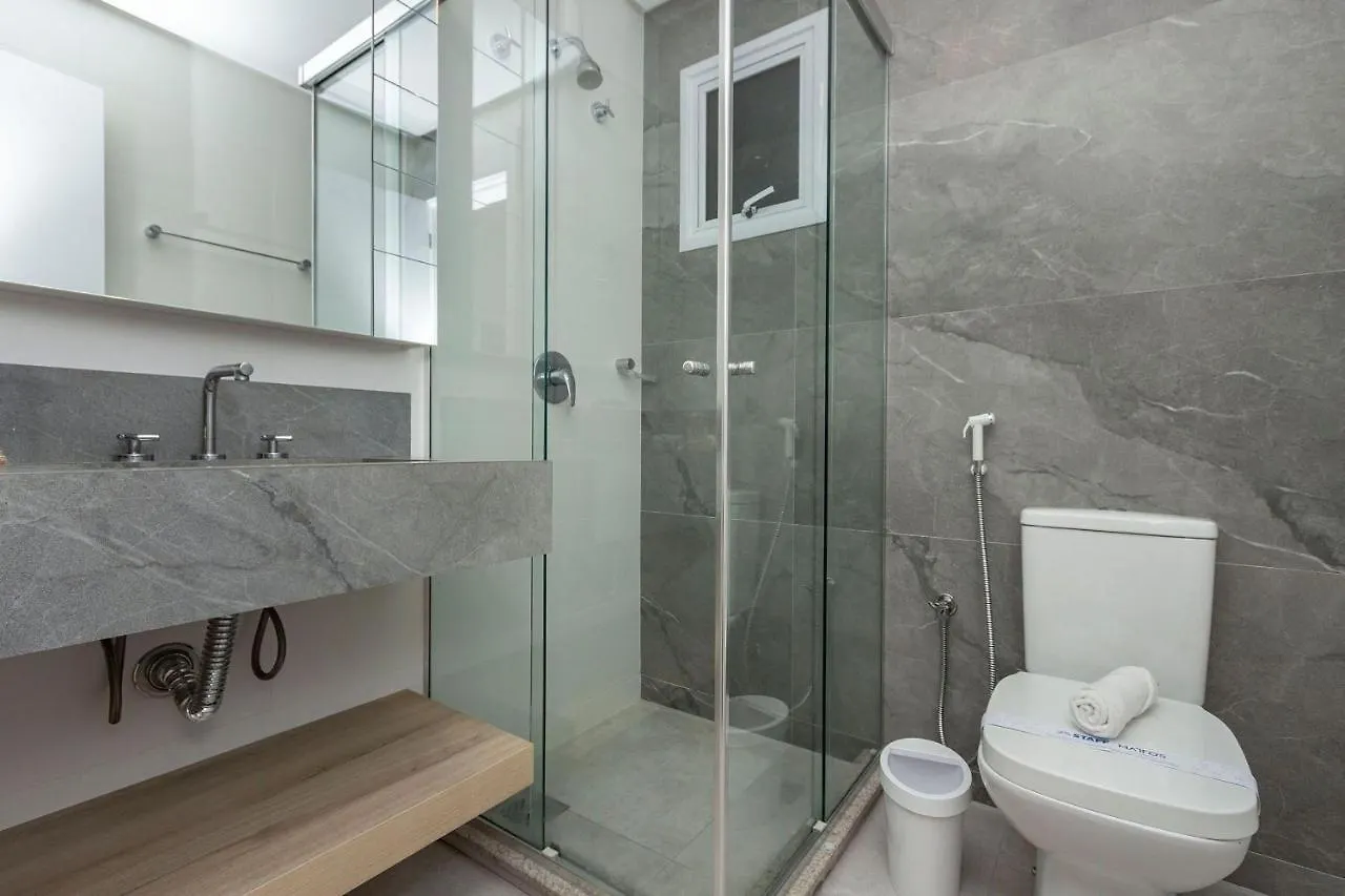 דירה Porto Madero 204 - Apartamento Moderno Em Condominio Com Piscina E Academia No Rooftop No Centro De Bombinhas.